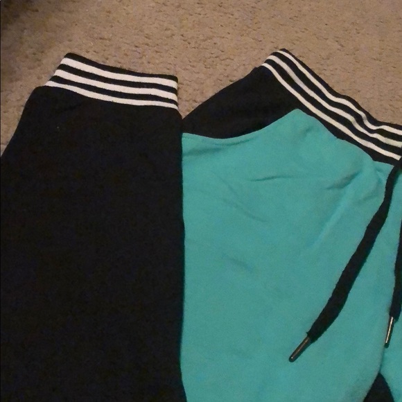 Patterned Joggers - Picture 3 of 4